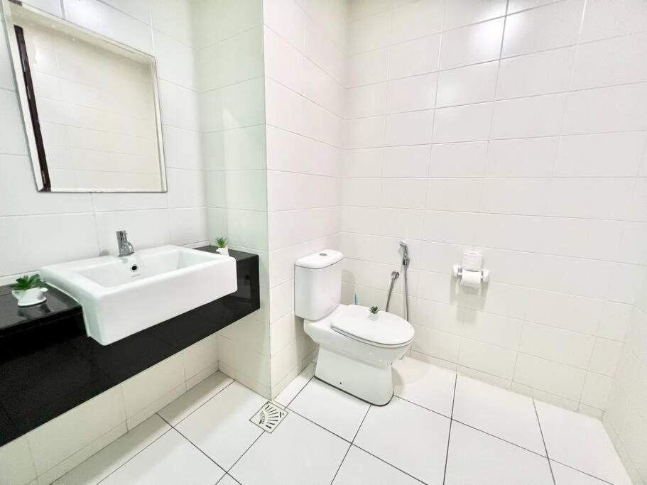 F 1-5 Pax 3Bed Cozy Home Studio Trefoil Setia Alam Wifi & Tv Shah Alam Kültér fotó